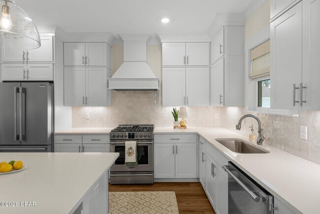 Building Photo - 1663 Rushes Ave