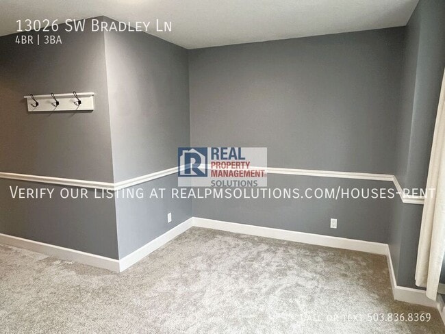 Building Photo - 13026 SW Bradley Ln