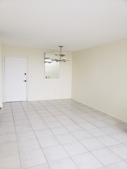 Building Photo - 9431 SW 4th St