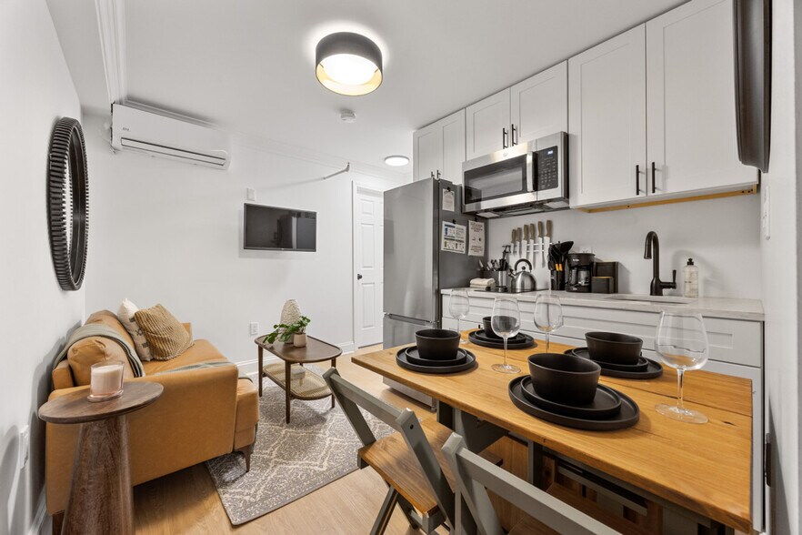 Building Photo - 345 W 123rd St