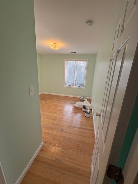 Building Photo - 309 Beacon St