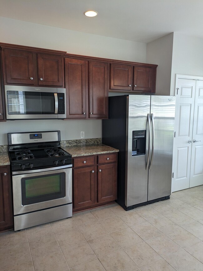 Building Photo - 9015 Smokey Hill Rd