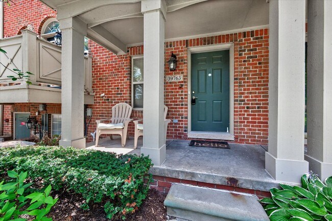 Building Photo - 39763 Rockcrest Cir