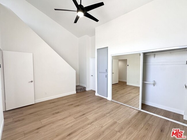 Building Photo - 9939 Topanga Canyon Blvd