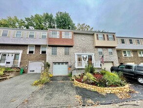 Building Photo - 3 Bed 2 Bath-Canonsburg PA