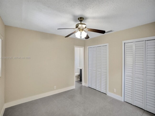 Building Photo - 920 SW 28th St