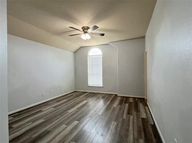 Building Photo - 4339 S Vineyard Mdw Ln