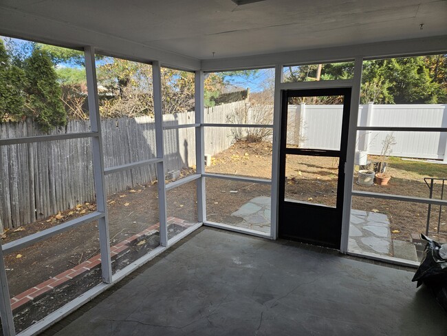 Screened In Sun Room - 1 Gerald Rd