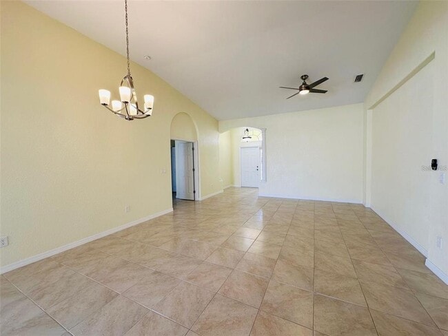 Building Photo - 9423 Rosebud Cir