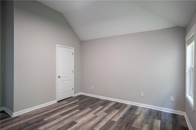 Building Photo - 3243 Newtons Crest Cir