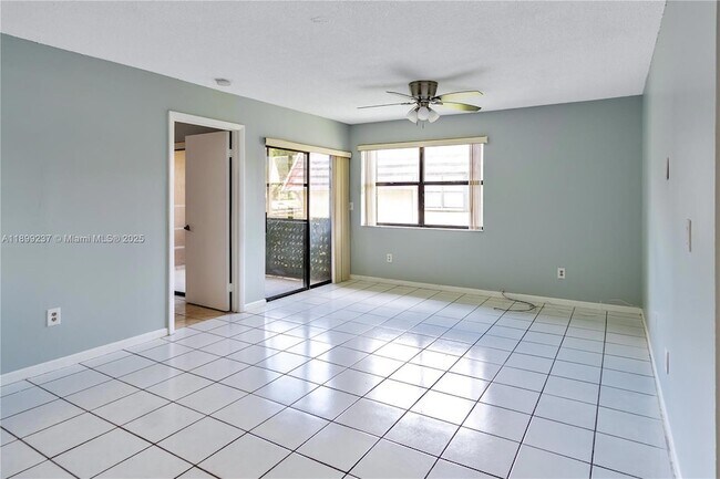 Building Photo - 14913 SW 104th St