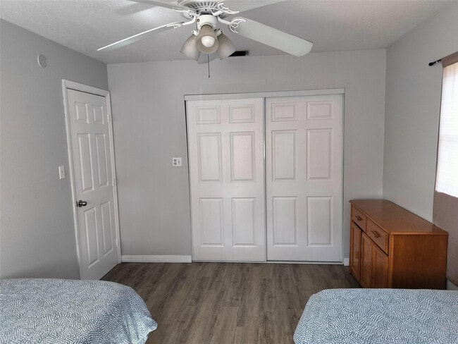 Building Photo - 77 Cardinal Dr