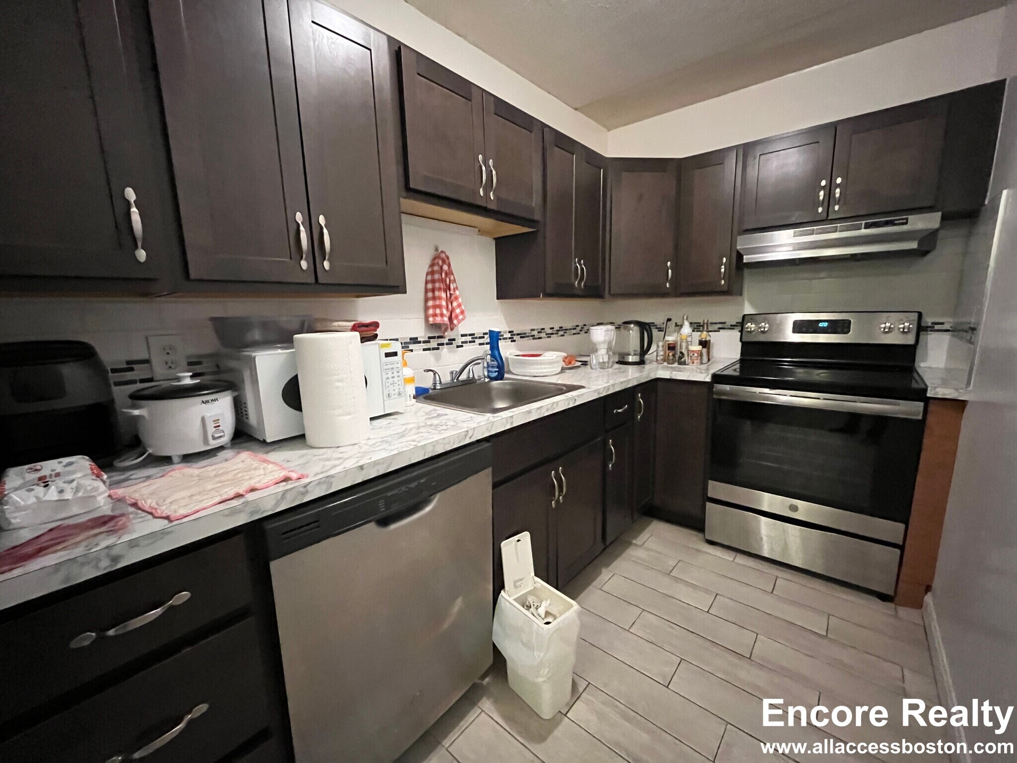 Building Photo - 80 Gardner St