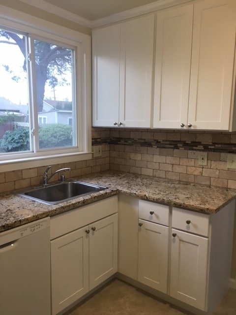 Building Photo - Charming 2 Bedroom Home Close to Downtown