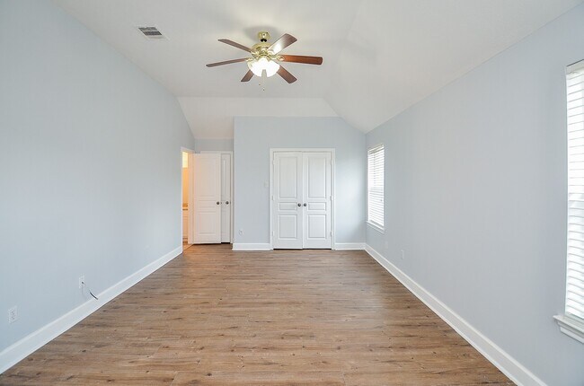 Building Photo - 14203 Marina Bay Ln