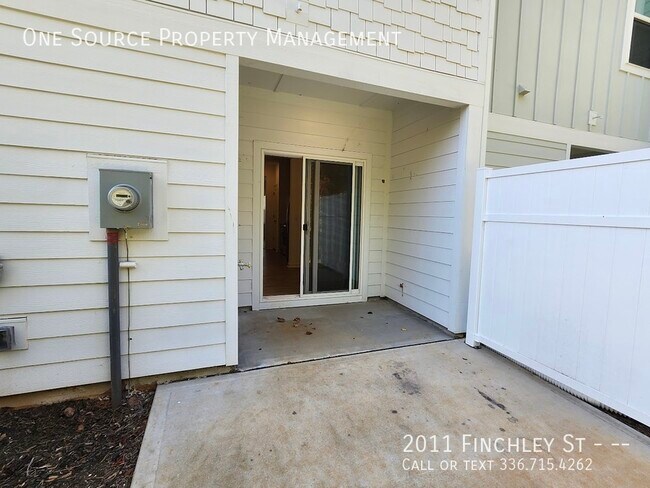 Building Photo - 2011 Finchley St