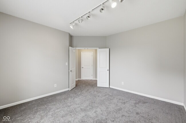 Building Photo - 8110 Eskerban Dr