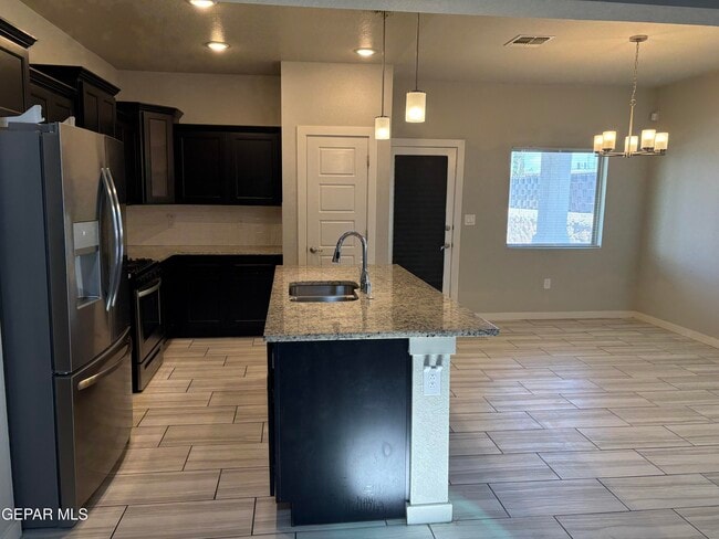 Building Photo - 11571 Leonor Duran St