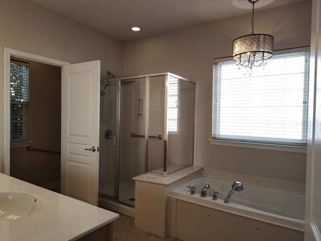 Building Photo - 55 + Senior Community Ranch Style Home  Located in the Exclusive Resort-Style Community of Sun Ci...