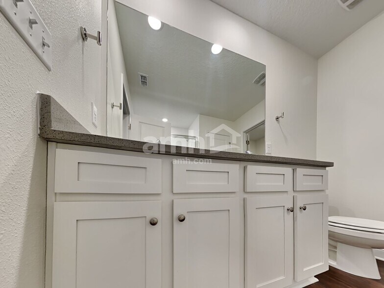 Building Photo - 176 Elcano Ln