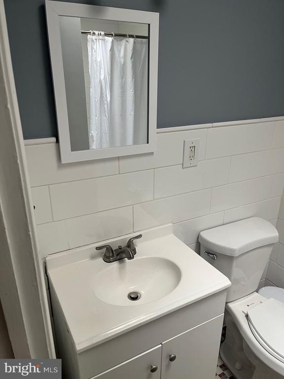 Building Photo - 1839 Powell St