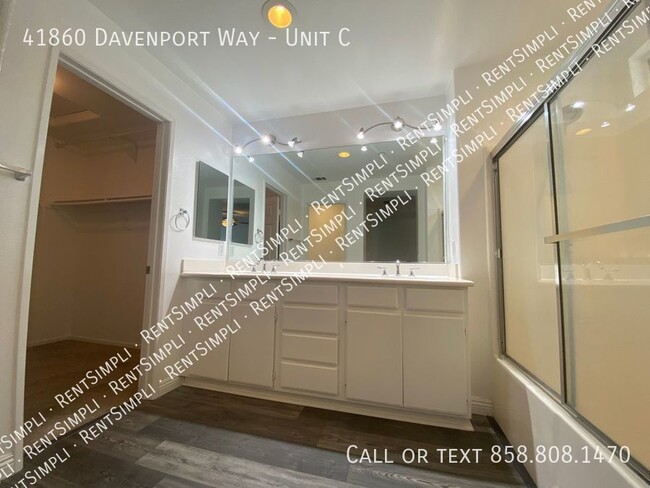 Building Photo - 41860 Davenport Way