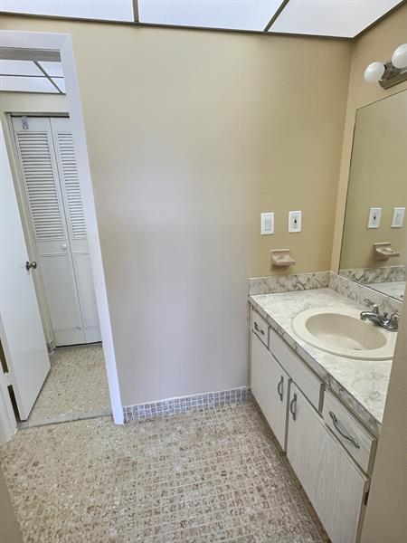 Building Photo - 9150 NW 38th Dr