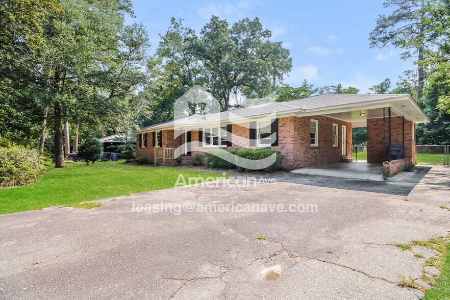 Building Photo - 1506 Cedar Terrace