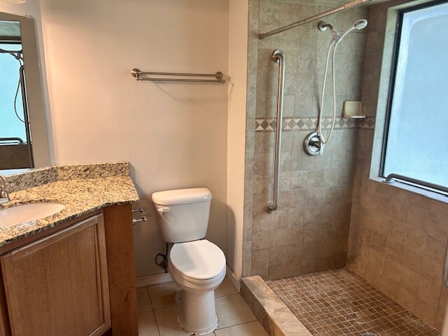 Building Photo - 4294 Tanglewilde Dr S