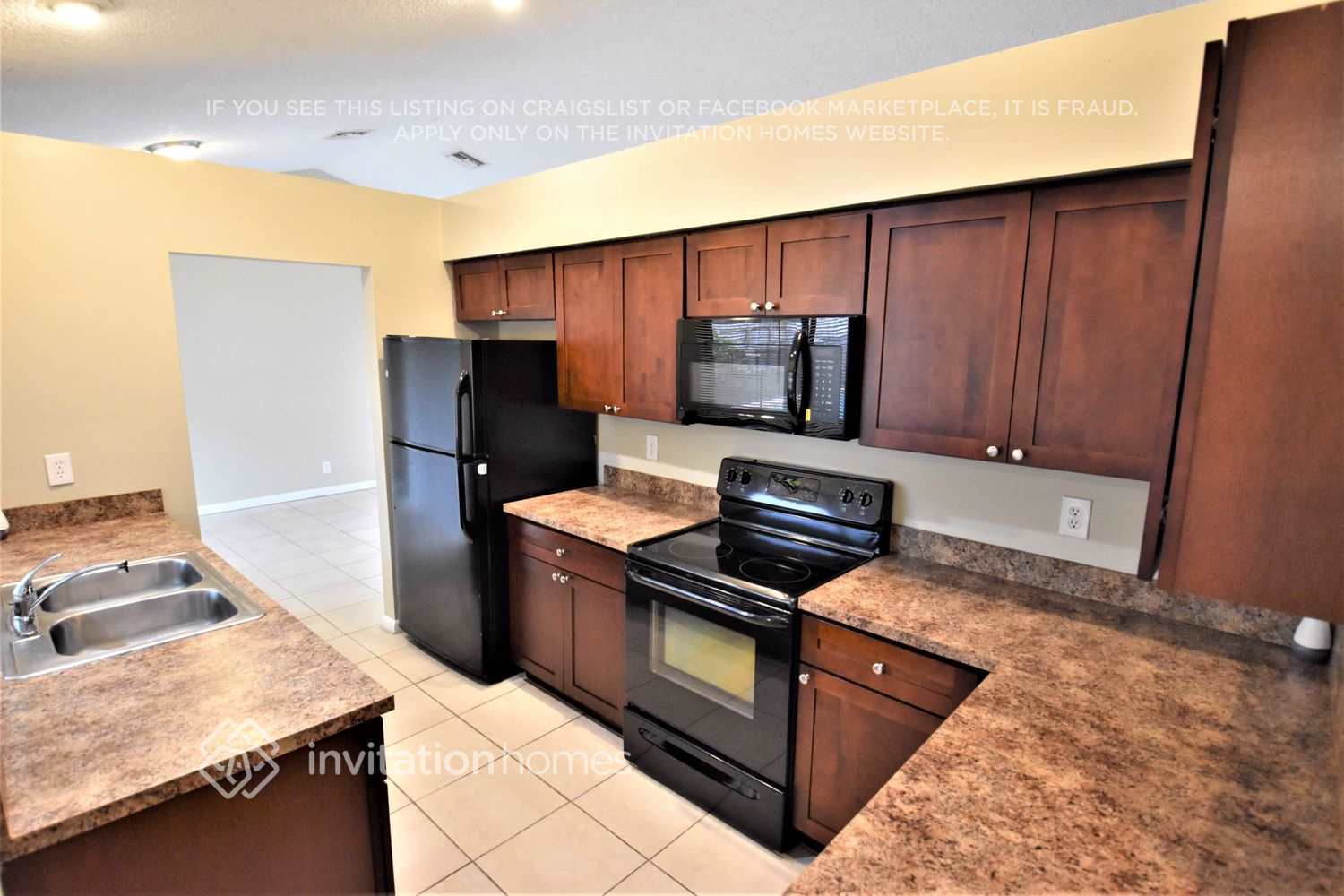 Building Photo - 7195 NW 5th Ave