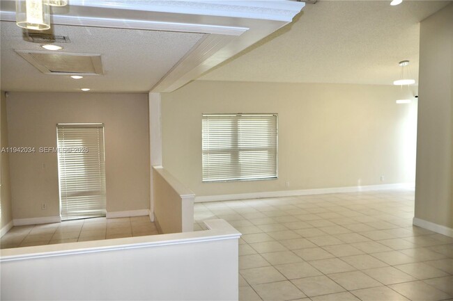 Building Photo - 1521 NW 105th Ave