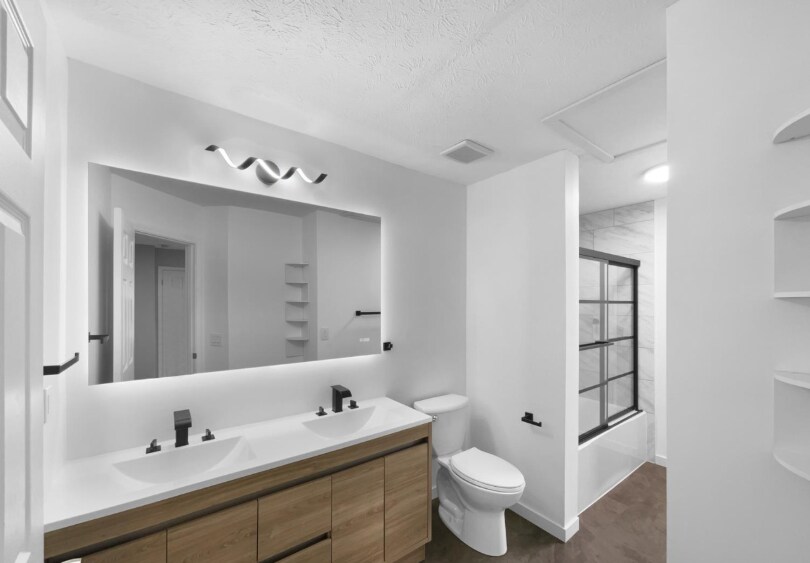 Building Photo - 9432 Deer Walk Ct