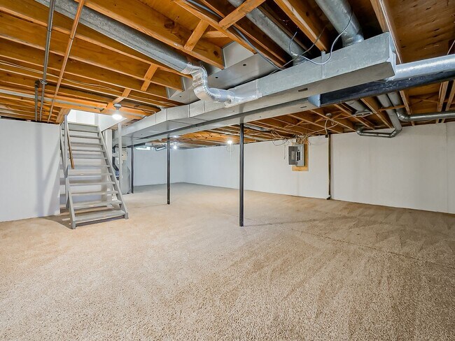 Building Photo - 42195 Park Ridge Rd