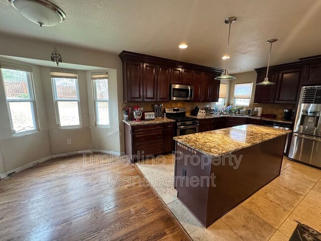 Building Photo - 5265 Champagne Dr