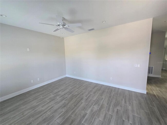 Building Photo - 29467 Peace River Shores Blvd