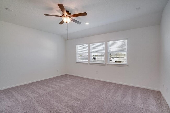 Building Photo - 429 Foresail Rd