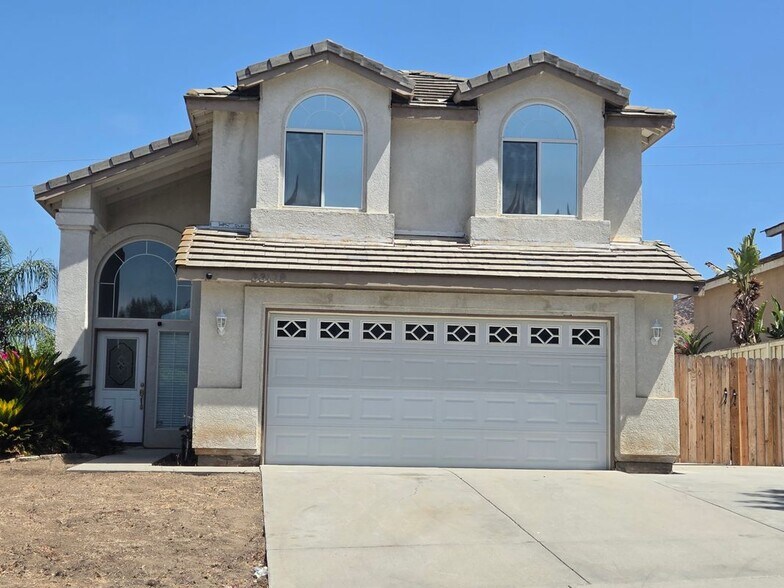 Building Photo - 33178 Regatta Dr