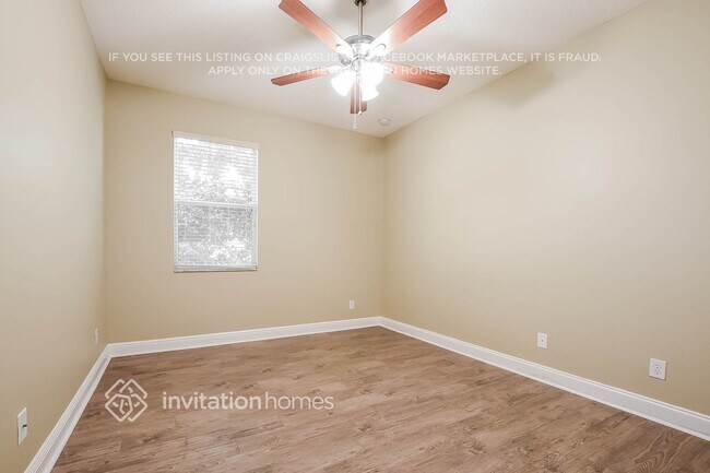 Building Photo - 1390 Stellar Dr