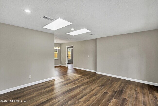 Building Photo - 12522 Macaw Dr