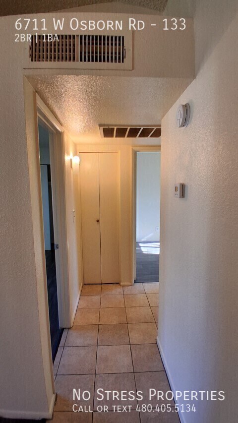 Building Photo - 6711 W Osborn Rd