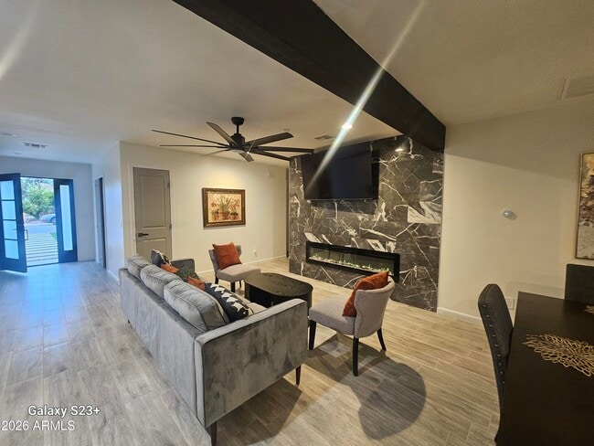 Building Photo - 2817 N 71st Pl