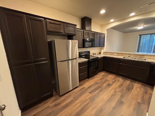 Kitchen - 13110 NE 25th St