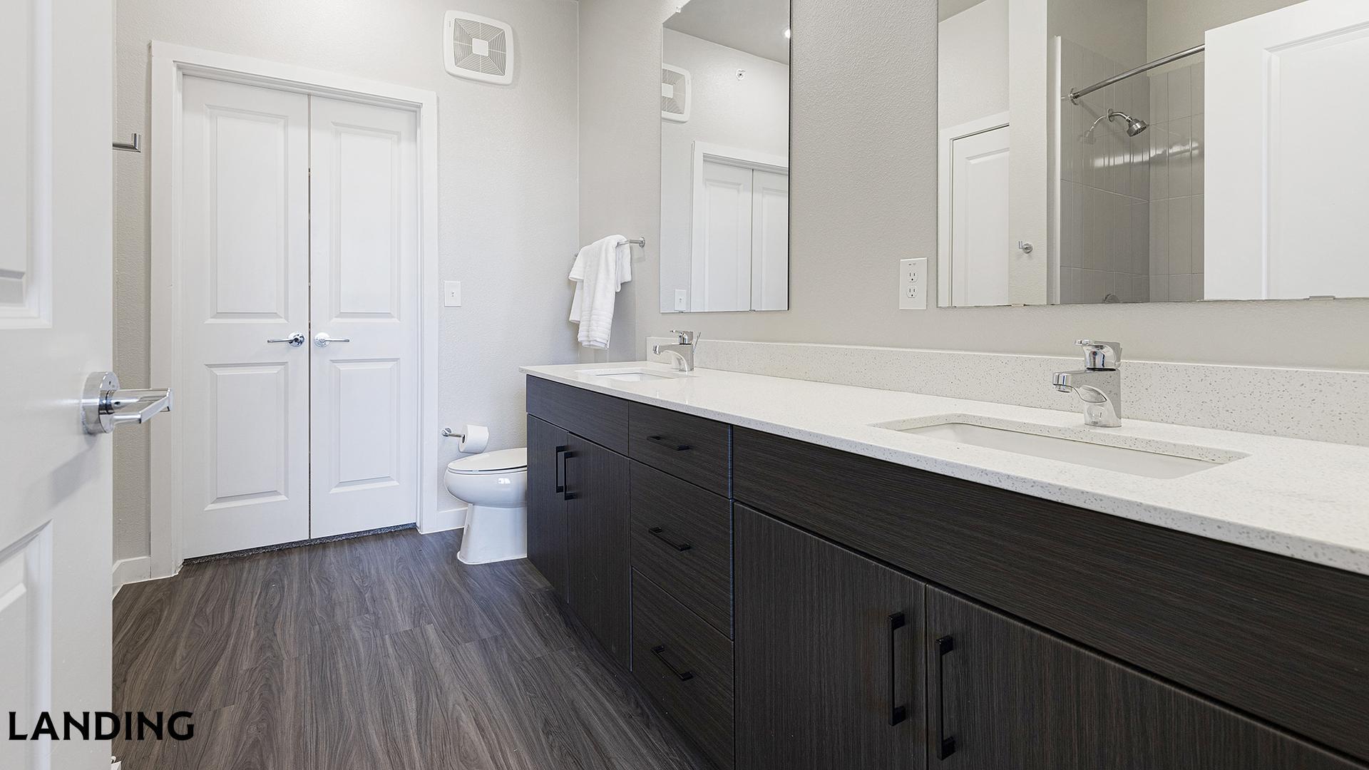 Building Photo - 14015 Univ Pass