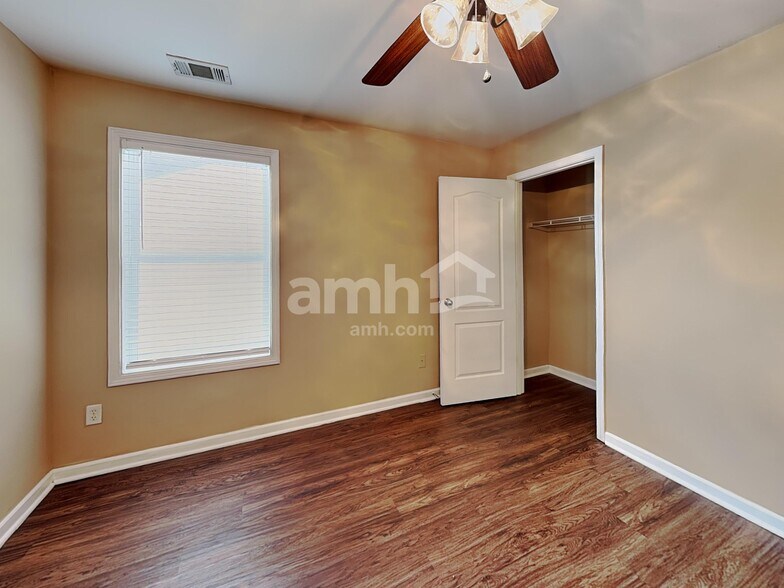 Building Photo - 4813 Madison Point Cir