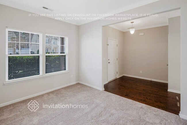 Building Photo - 10225 Snowbell Ct