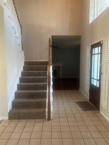 Building Photo - 2309 Dyers Oak Dr