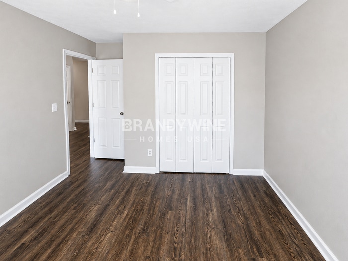 Building Photo - 5045 Promenade Dr SW