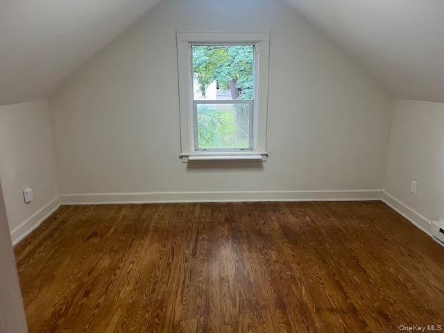 Building Photo - 495 Community Dr