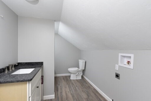 Building Photo - 50 Pleasant St