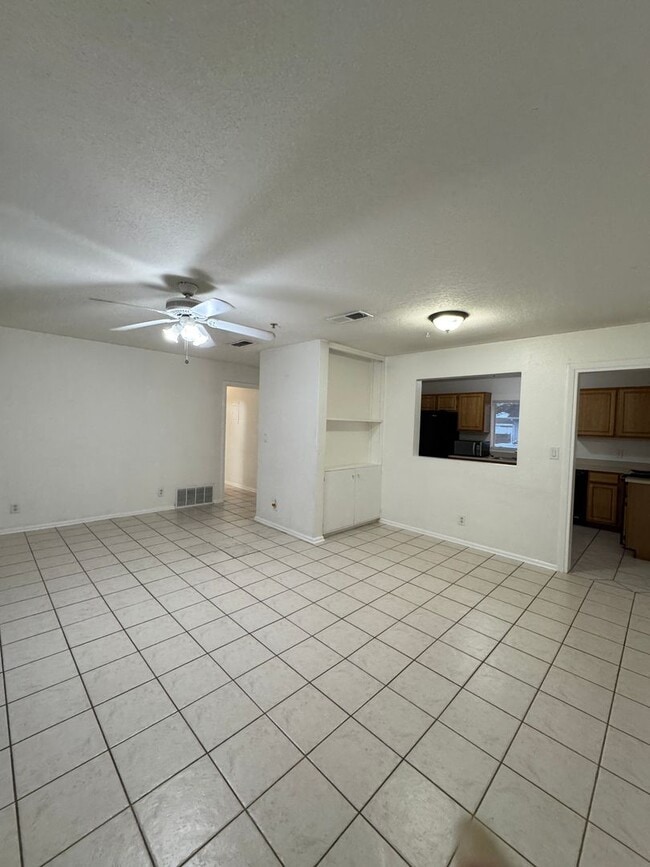 Building Photo - 3111 Eleuthera Ln